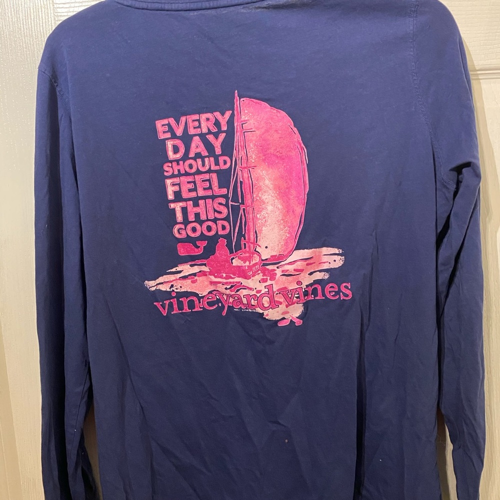Vineyard Vines long tee